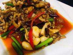-桂萍特色牛筋牛杂(长堤街总店)