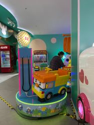 -袋鼠王蹦床公园(中信泰富万达广场嘉定新城店)