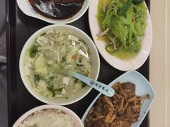 -同济大学本部学苑饮食广场