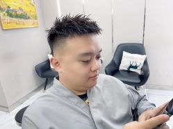 -朗峰专业美发沙龙