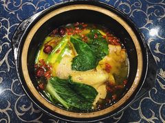 土鸡煲-国生茶庄·地道农家菜团建活动