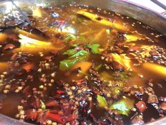 特色红油锅-川道拐耗儿鱼(置信路店)