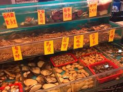 水产区-鲜入围煮花胶鸡海鲜火锅