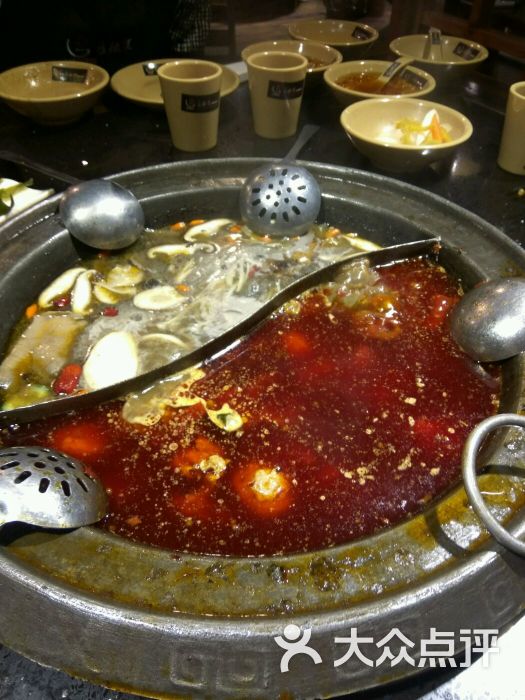 唇辣号重庆老火锅(回龙观店)图片 - 第1张