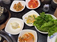 -木槿花韩式炭烤·熟成肉工坊(孙文东路店)