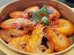 原笼荷香蒸基围虾-观澜湖酒店·邀月庭中餐厅