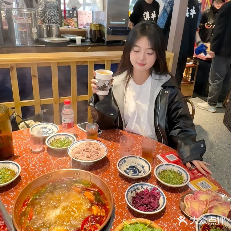 今天不减肥 今天去吃滇牛了！