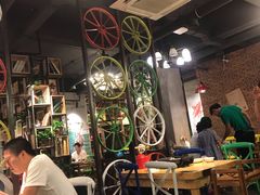 大堂-小小河边鱼(天润城店)
