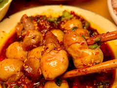 -拈签一笑黄牛肉辣卤串串