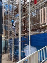 -PIPIKINGDOM皮皮王国欢乐号(欢乐海岸购物中心店)