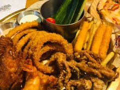 小吃拼盘-MR.ROCKY洛奇先生RESTAURANT&BAR(宝安壹方城店)