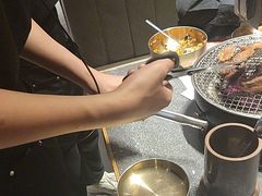 -草家酱蟹炭火烤肉店(珲春南路二店)