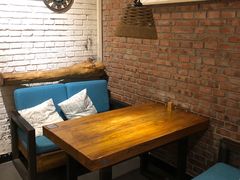 -苹果树下艺术餐厅(宋庄店)