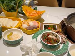 -润园四季椰子鸡火锅(卓越INTOWN店)