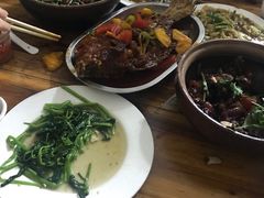 -海口滨海新村143号海南老字号炒菜店