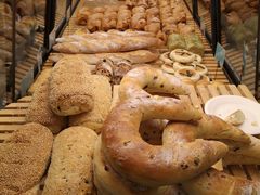 -Dough&Joe团憩(瑞虹天地月亮湾店)