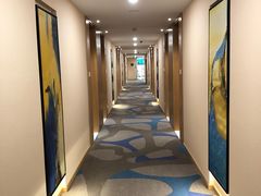 -上海虹桥君丽假日酒店(娄山关路地铁站店)