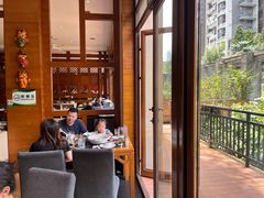 -黔蘑菇四季餐厅(观山湖店)