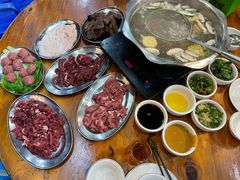 -牛一煲美食(江高店)