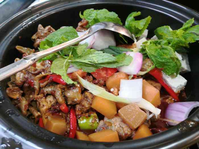 位置在泰祥国际负3楼风太大了基本没有服务口味也没