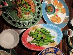 -粤·向群饭店(麓景路店)