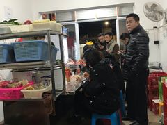 -胖子水煮(铁路三村无任何分店)