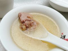 -蔼若春.传承三十年云南菜(金碧公园店)