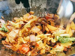 -富正毅三下锅·湘西韵味(天门山索道店)