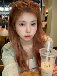 -镁连社·美联社