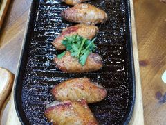 -老东镇啤酒屋海鲜加工·蒸汽海鲜·海鲜烧烤(台东店)