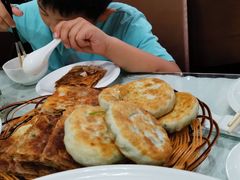 -庞大滦州国际大酒店