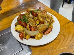 -枣玛露炭火烤肉脊骨锅