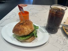 -必胜客(新辰里酒仙桥店)