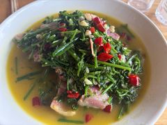 水蕨菜炒腊肉-瑶河山里菜
