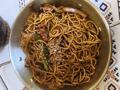 -满格嗦新疆椒麻鸡火锅.炒米粉(川大江安校区店)