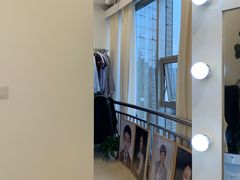 -六朵云照相馆(喷水池店)