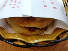 驴肉火烧-大耳公曹氏驴肉包子铺(三八店)