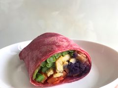 葡式咖喱鸡肉握不住大卷-星巴克(泰安万达店)