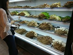 自助取餐区-嘉州叶婆婆钵钵鸡(建设路店)