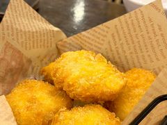 -J Daeng Seafood