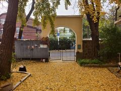 -Rabbit Cafe私房西餐甜点咖啡(栖霞路店)