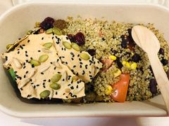 白藜麦沙拉-Moka Bros 摩卡站(西单大悦城店)