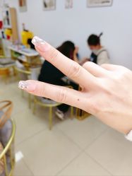 -尤米一站式美甲美睫