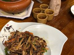 -小厨子私房菜·云南美食店