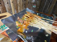 -西部一串烧烤·地道湘西小串