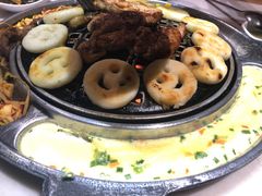 烤盘内的芝士玉米-韩宫宴烤肉·料理(苏州中心店)