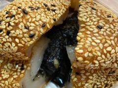 -白玉兰食品甜凤店(合生汇店)