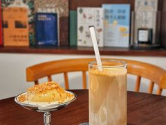 -Café Monson