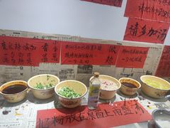 -柳州肥姨妈大骨螺蛳粉(沙河店)