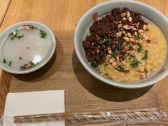 -呼啦面馆·头牌豌杂面(珠江国际B区店)